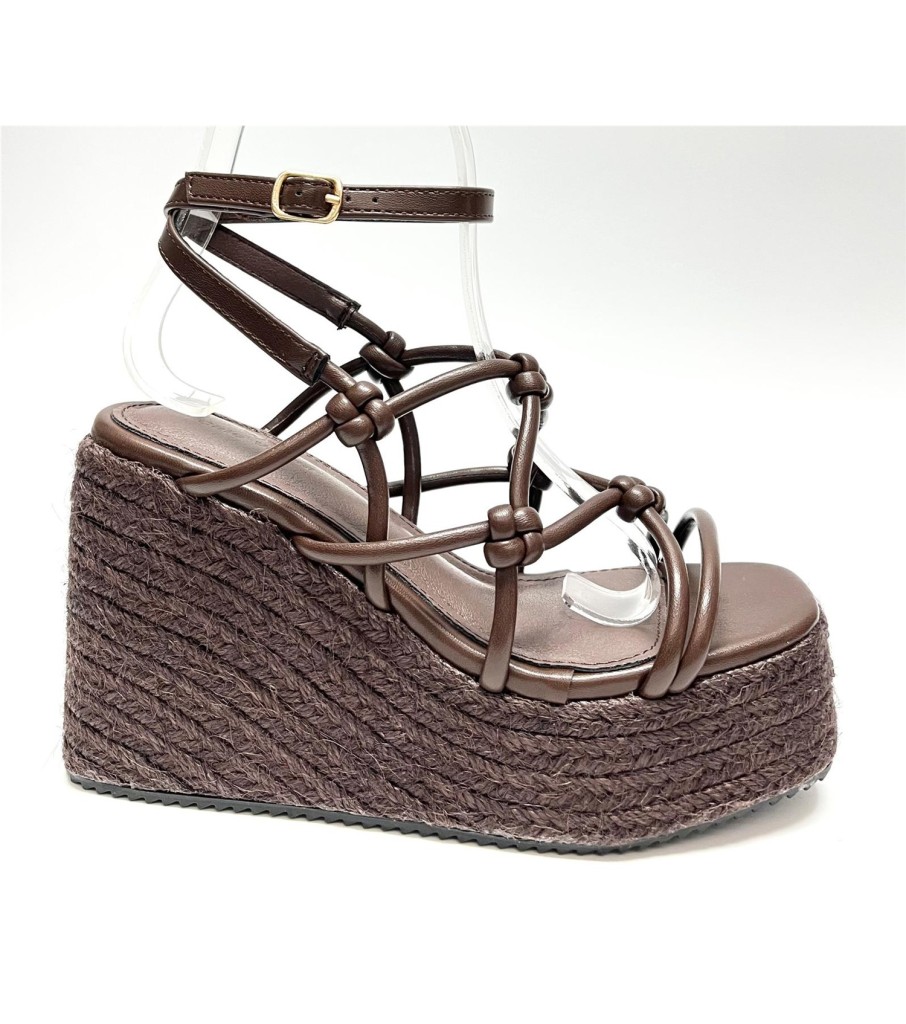 SANDALIA AURORA MARRON