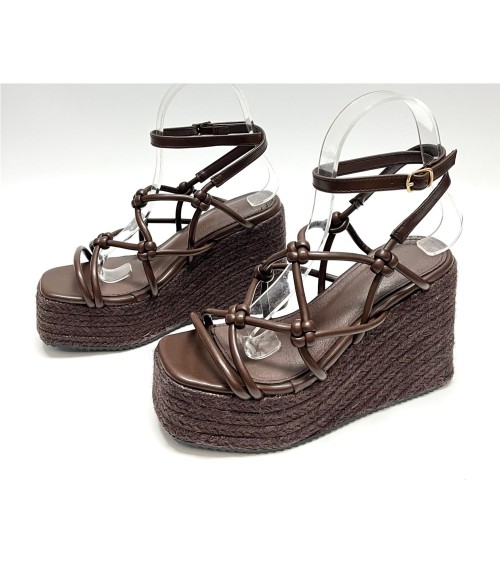 SANDALIA AURORA MARRON