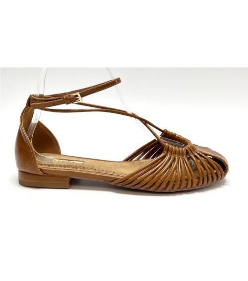 MANOLETINA CHESNA CAMEL