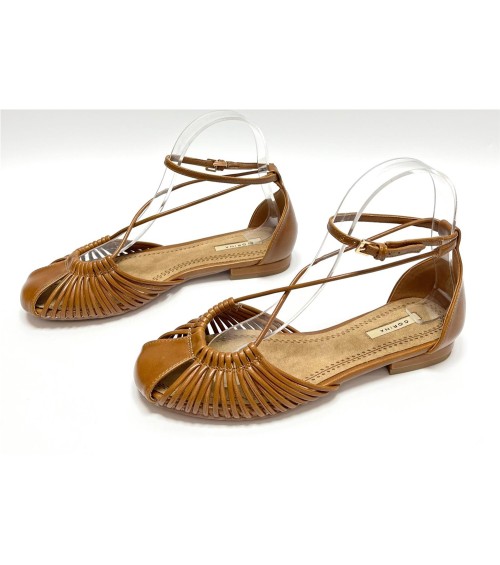 MANOLETINA CHESNA CAMEL