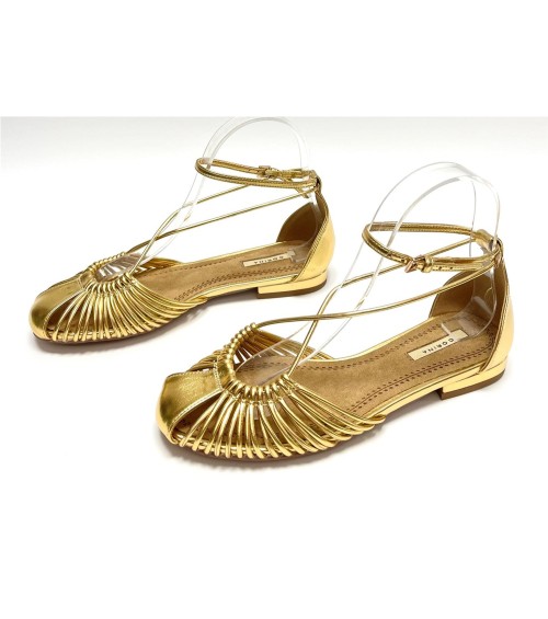 MANOLETINA CHESNA DORADO