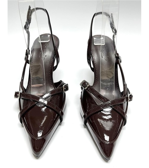 SALON DAFNE MARRON 2