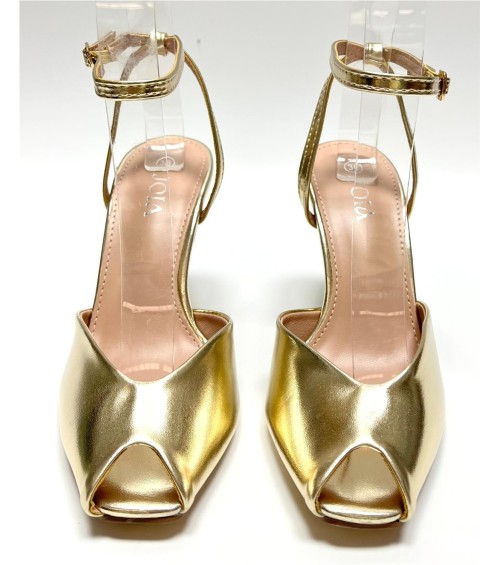 SANDALIA CORDELIA DORADO 2