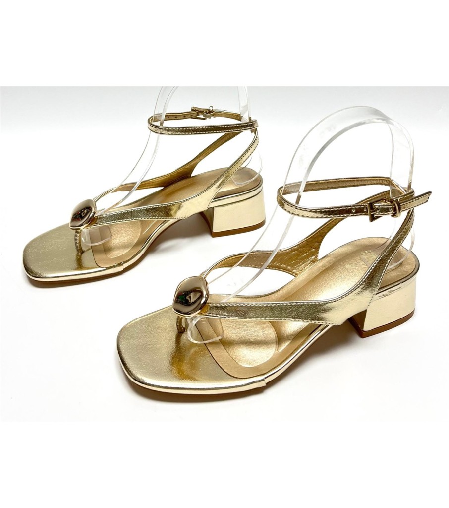 SANDALIA DALILA DORADO