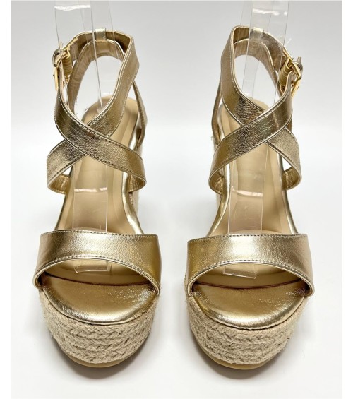 SANDALIA IVERNA DORADO 2