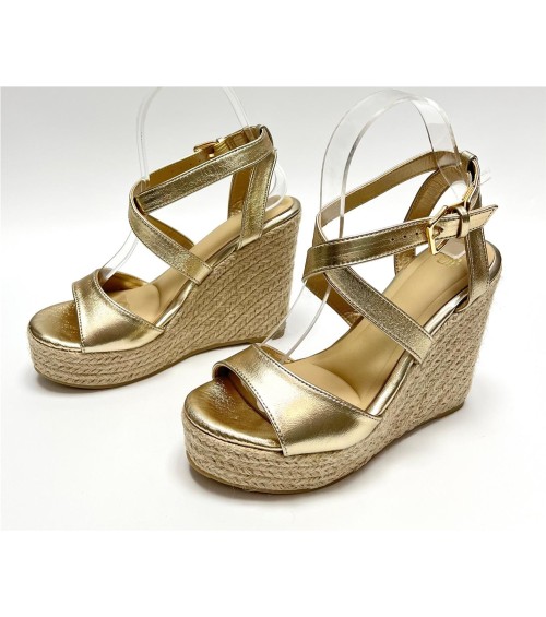 SANDALIA IVERNA DORADO