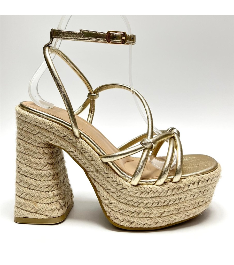 SANDALIA IVETTE DORADO