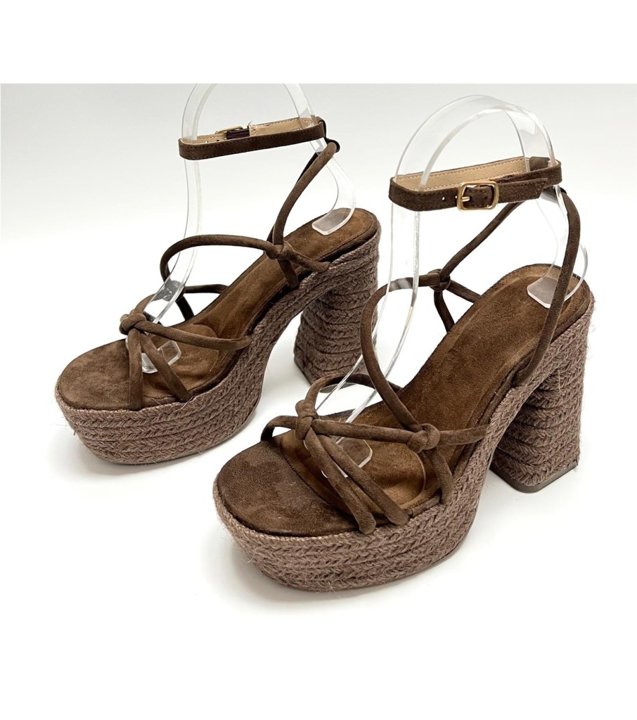 SANDALIA IVETTE MARRON