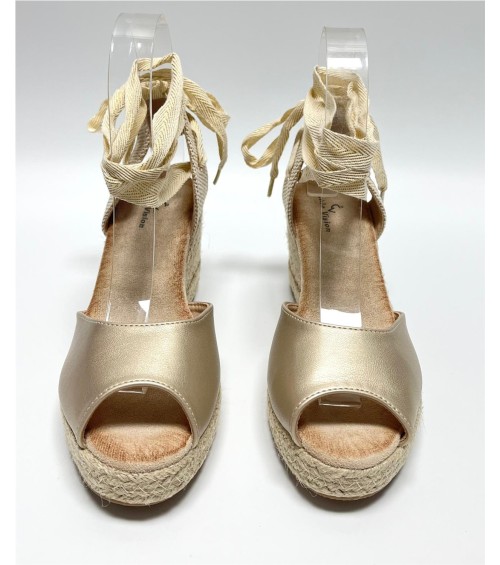 SANDALIA KEYLA DORADO 2