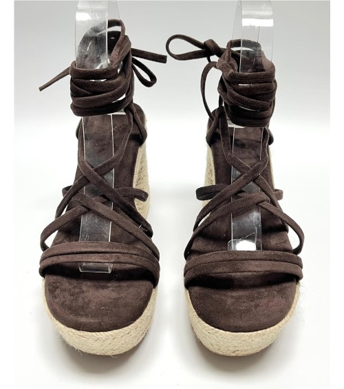 SANDALIA MAE MARRON 2