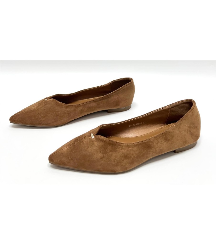 MANOLETINA MARTINA CAMEL