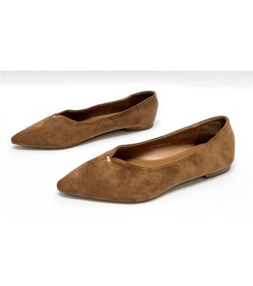 MANOLETINA MARTINA CAMEL