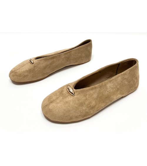 MANOLETINA MARIA CAMEL