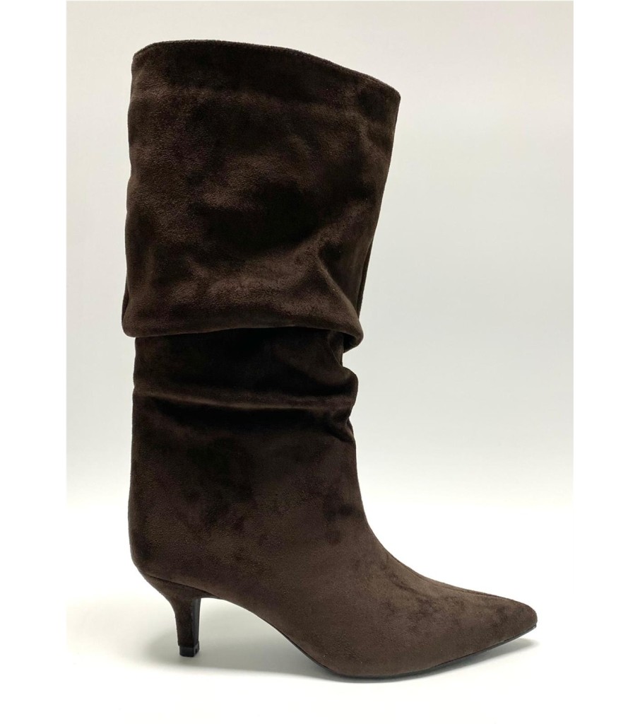 BOTA AITANA MARRON