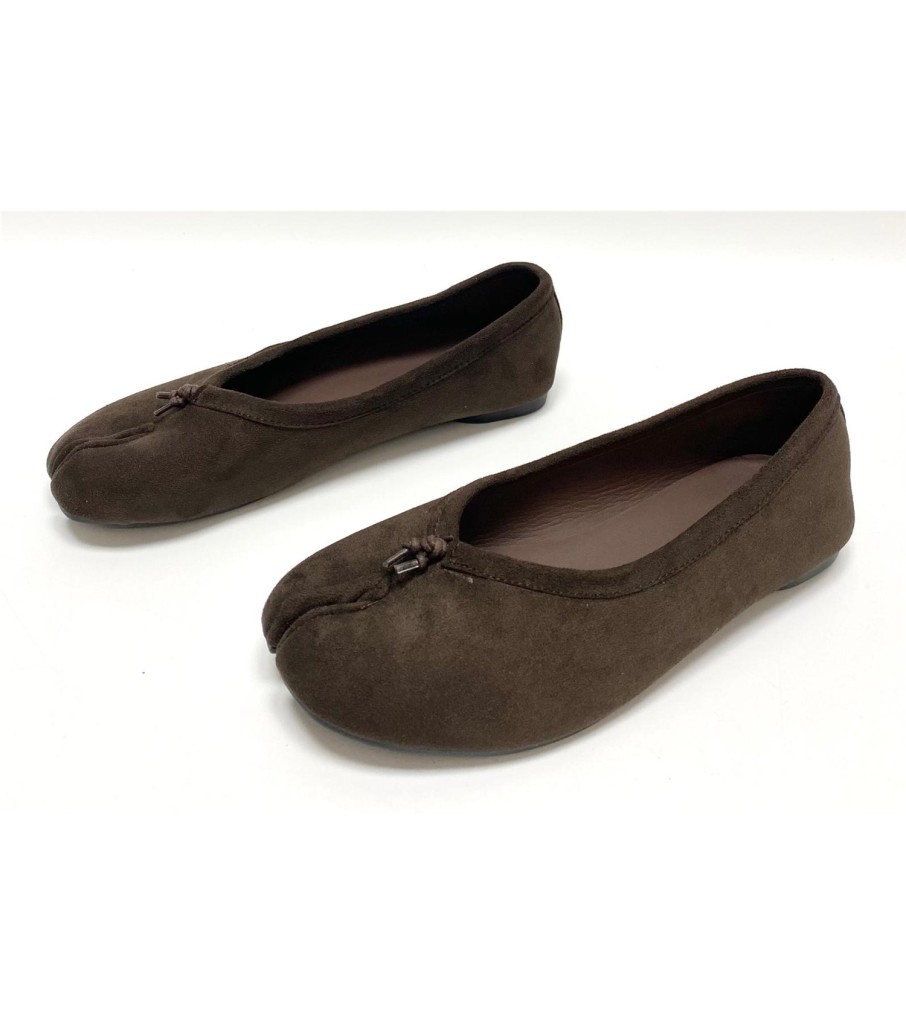 MANOLETINA NAHIA MARRON