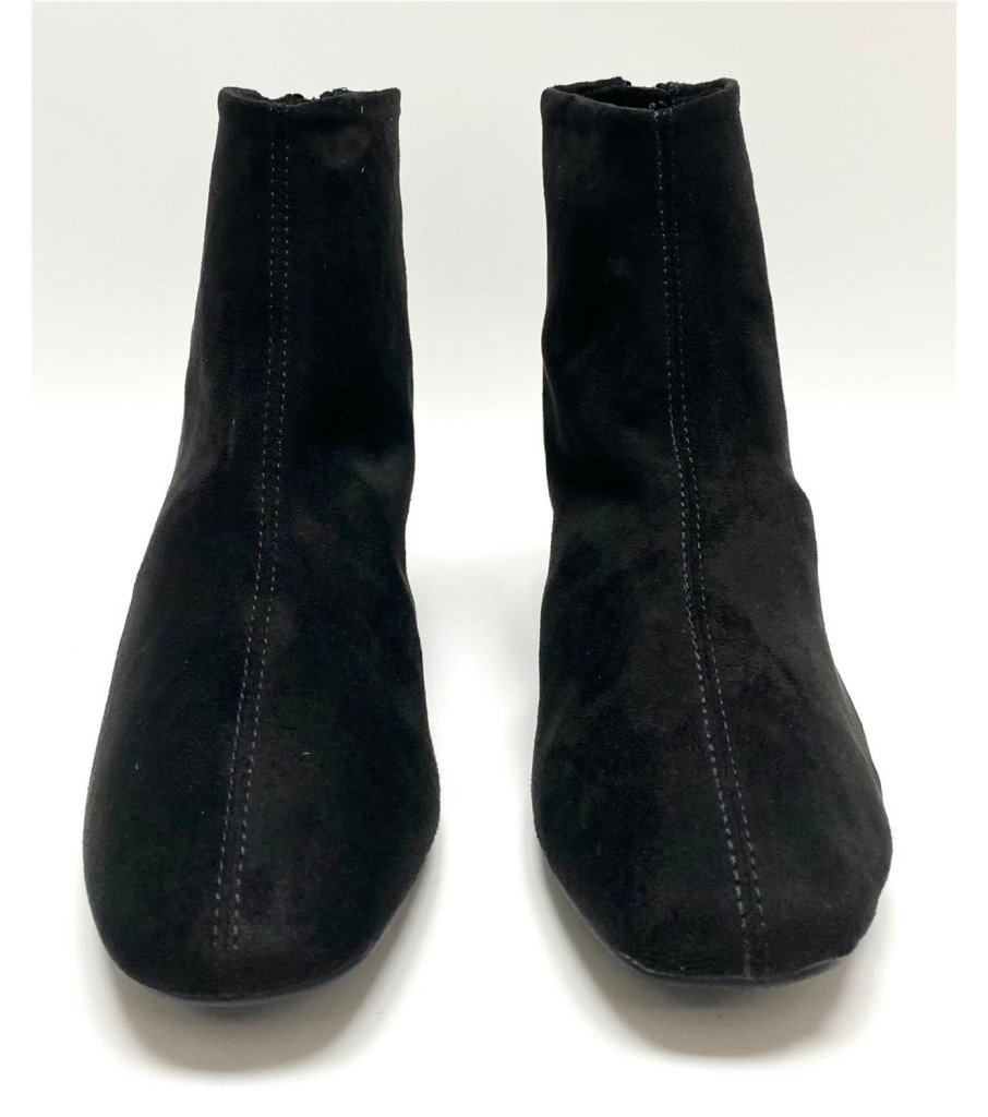 BOTIN MACARENA NEGRO