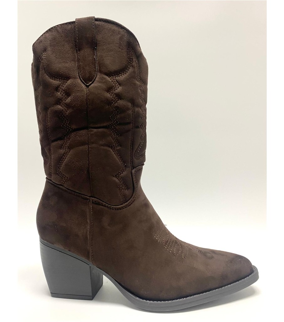 BOTA DANA MARRON