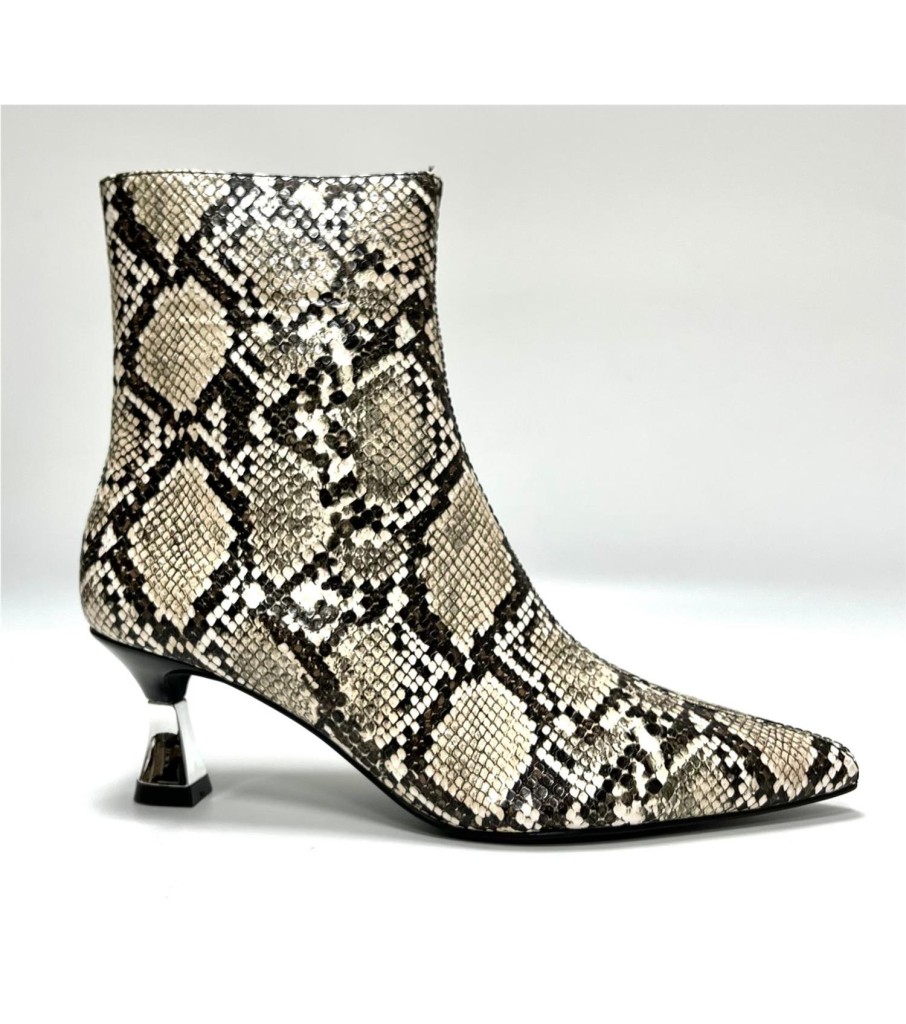 BOTIN LUCIA SERPIENTE