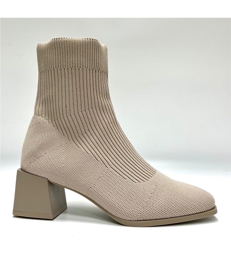 BOTIN CHESAPEAKE BEIGE