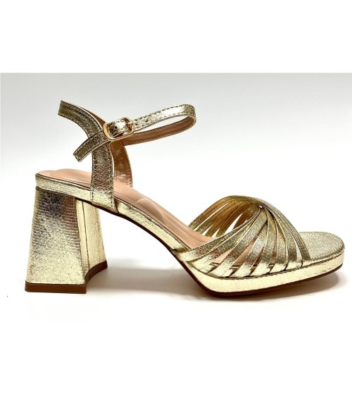SANDALIA PAULA DORADO