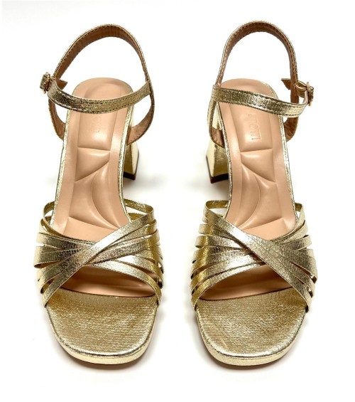 SANDALIA PAULA DORADO 2