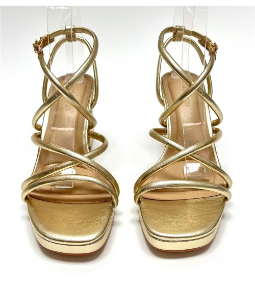 SANDALIA DANIELA DORADO 2