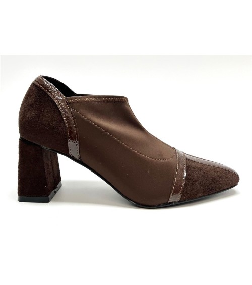 ZAPATO MANUELA MARRON