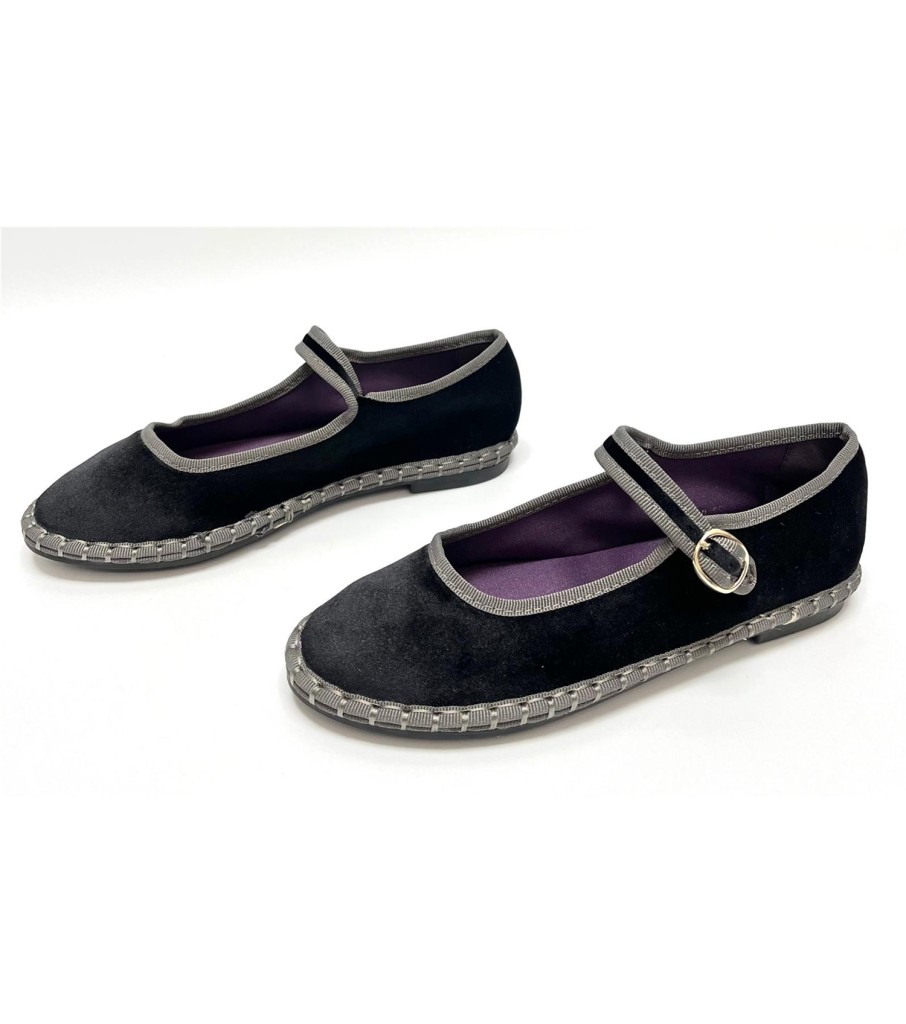 MANOLETINA AFRICA NEGRO