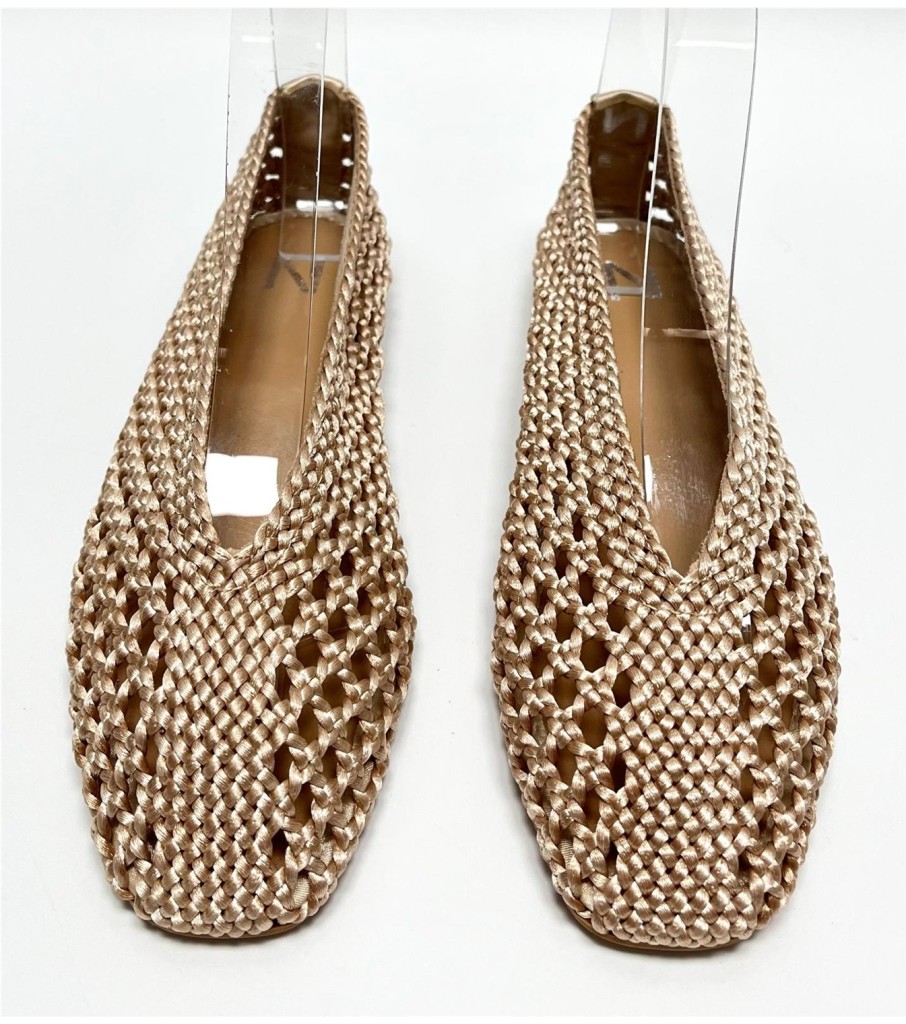 MANOLETINA MARIA NUDE