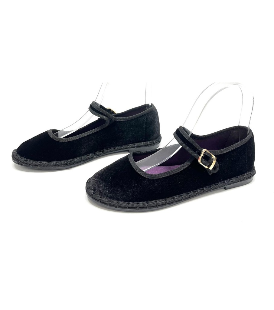 MANOLETINA DANIELA NEGRO