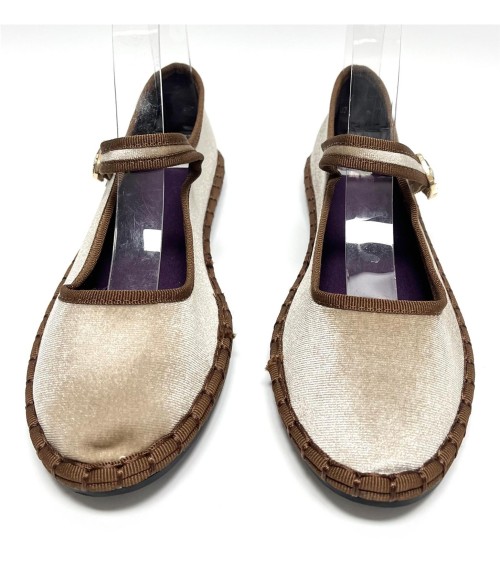 MANOLETINA DANIELA NUDE 2