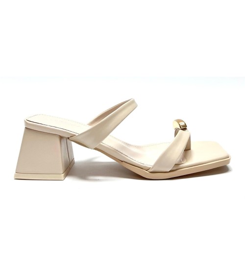 SANDALIA CARMEN BEIGE