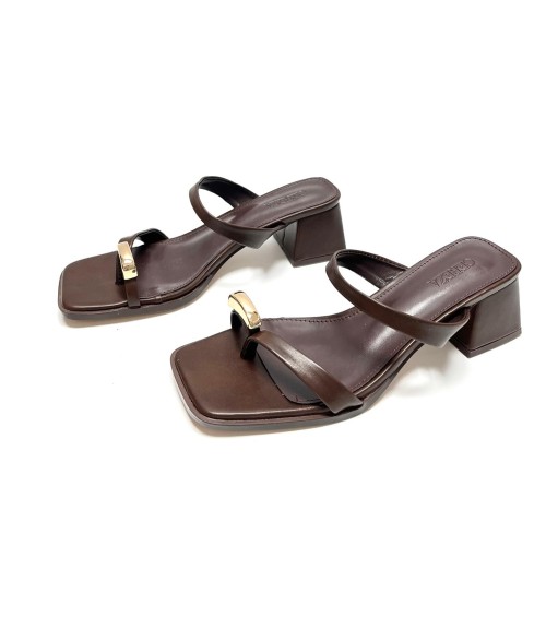 SANDALIA CARMEN MARRON
