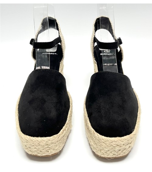 CUÑA CLAUDIA NEGRO 2