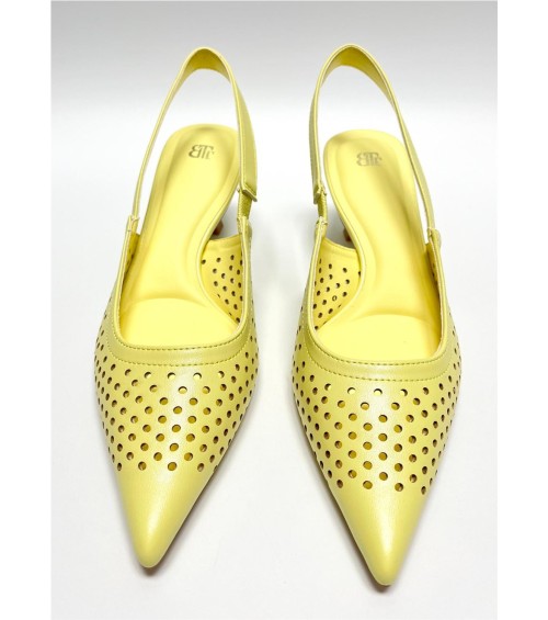 SALON ADRIANA AMARILLO 2