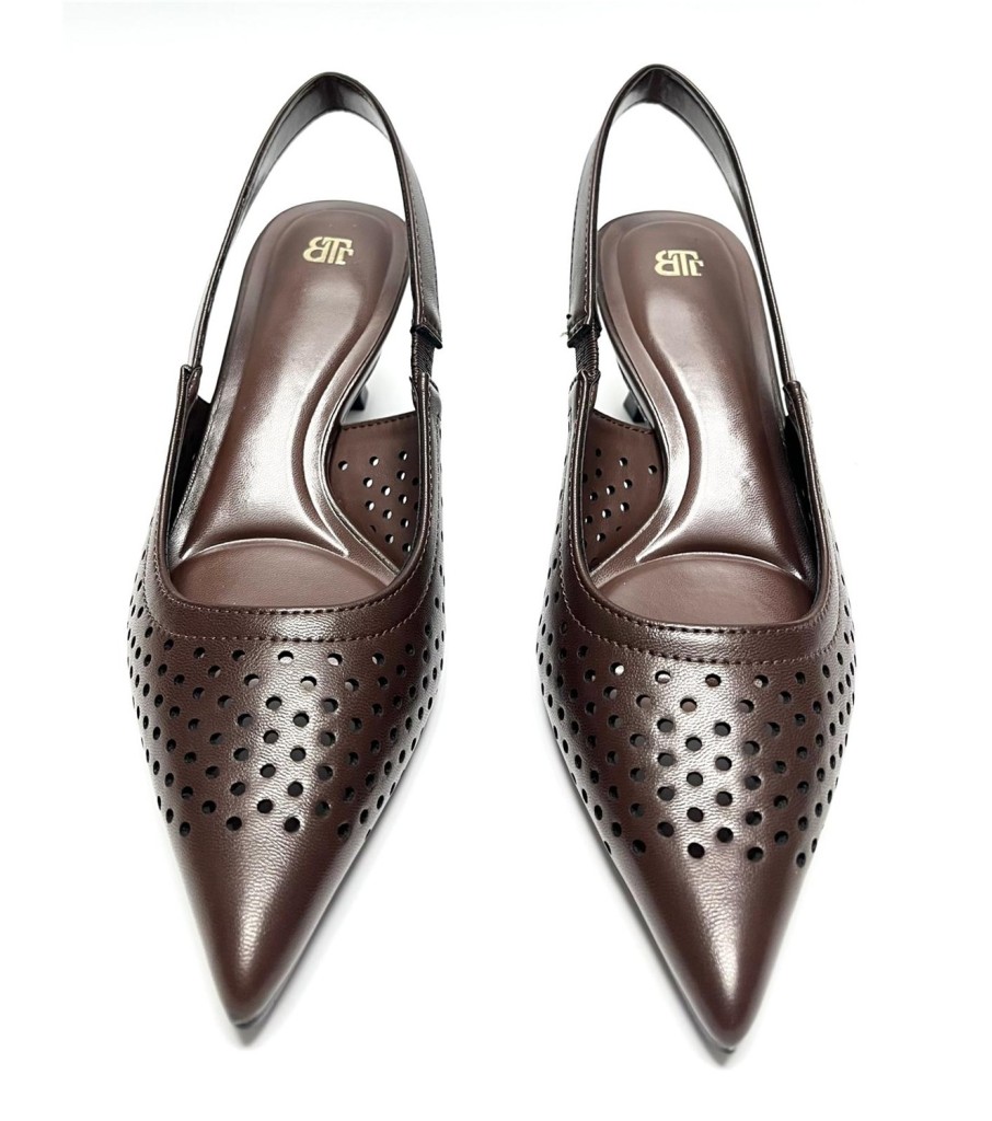 SALON ADRIANA MARRON