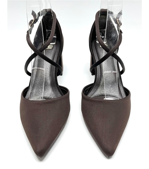 SALON VICTORIA MARRON 2