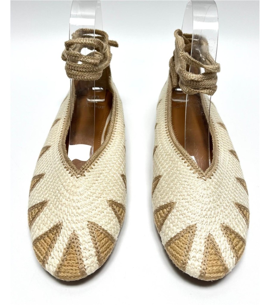 MANOLETINA LARA BEIGE