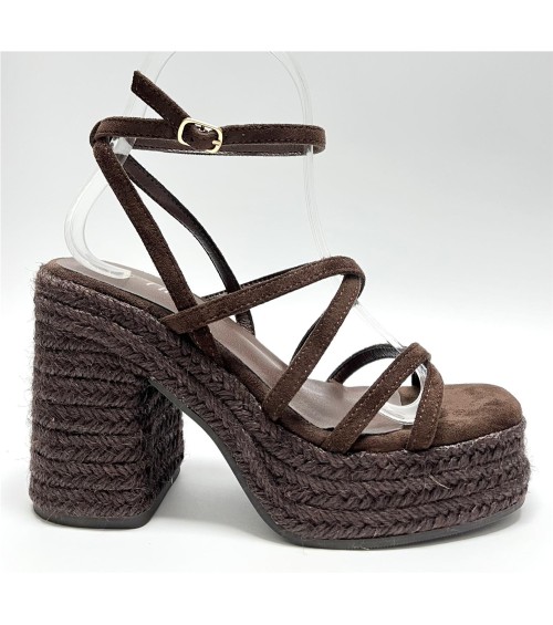 SANDALIA GABRIELA MARRON