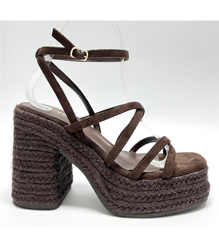 SANDALIA GABRIELA MARRON