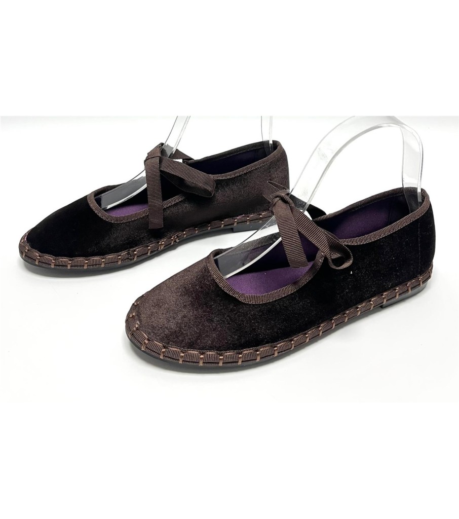 MANOLETINA JANA MARRON