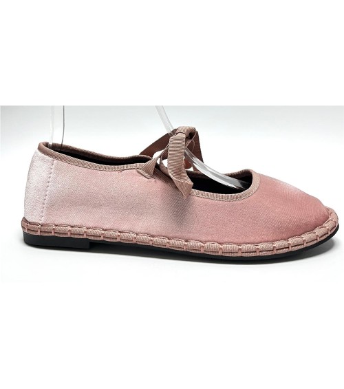 MANOLETINA JANA ROSA